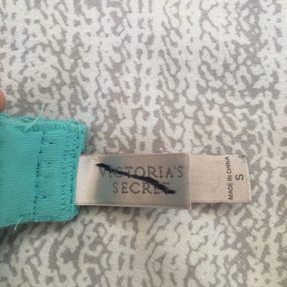 Lace Bras - Picture 5 of 6